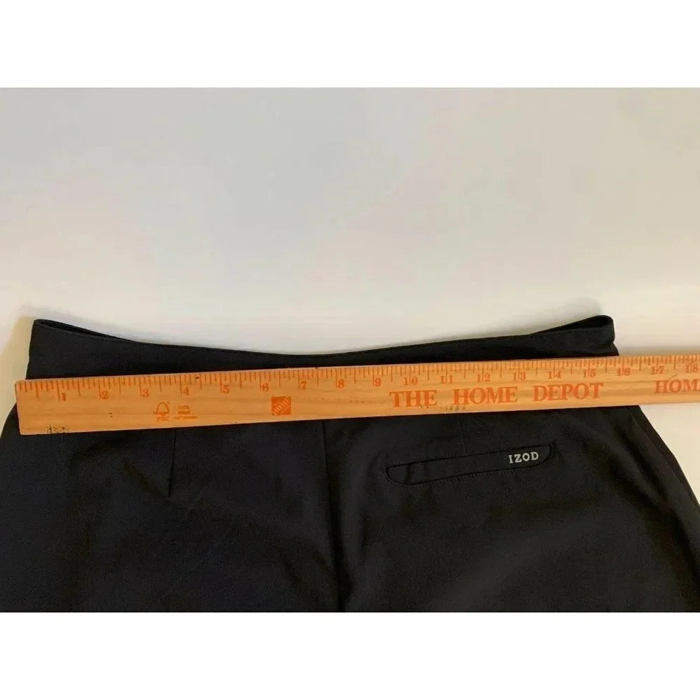 Izod GOLF Women's Size 6 Black Classic Stretch Bermuda Shorts Pants - Style Z885 - Picture 9 of 10